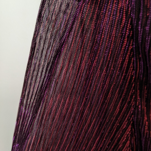 Mink Pink Purple Pink Shiny top - Picture 6 of 9